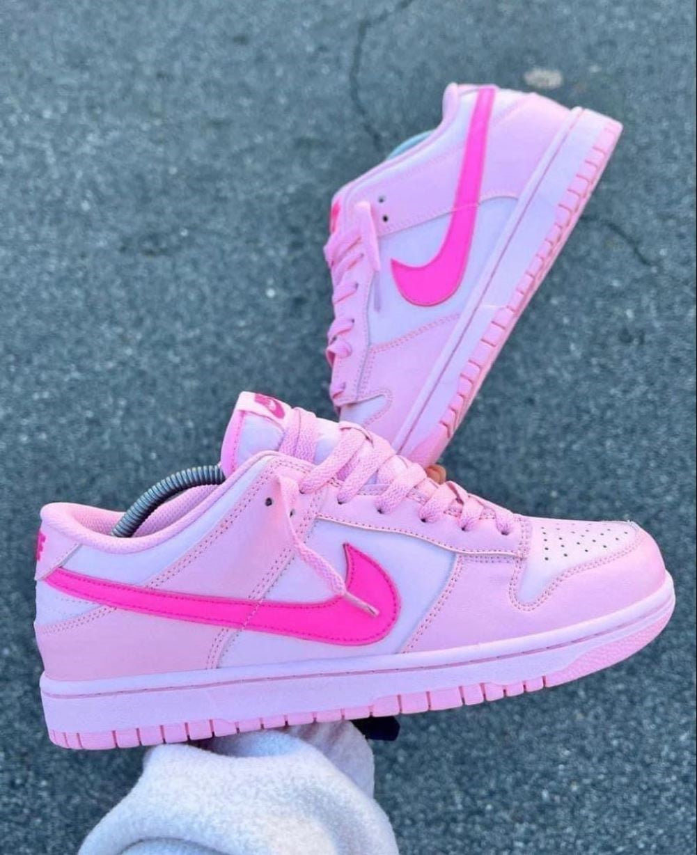 Triple Pink Sneakers Custom Dunk