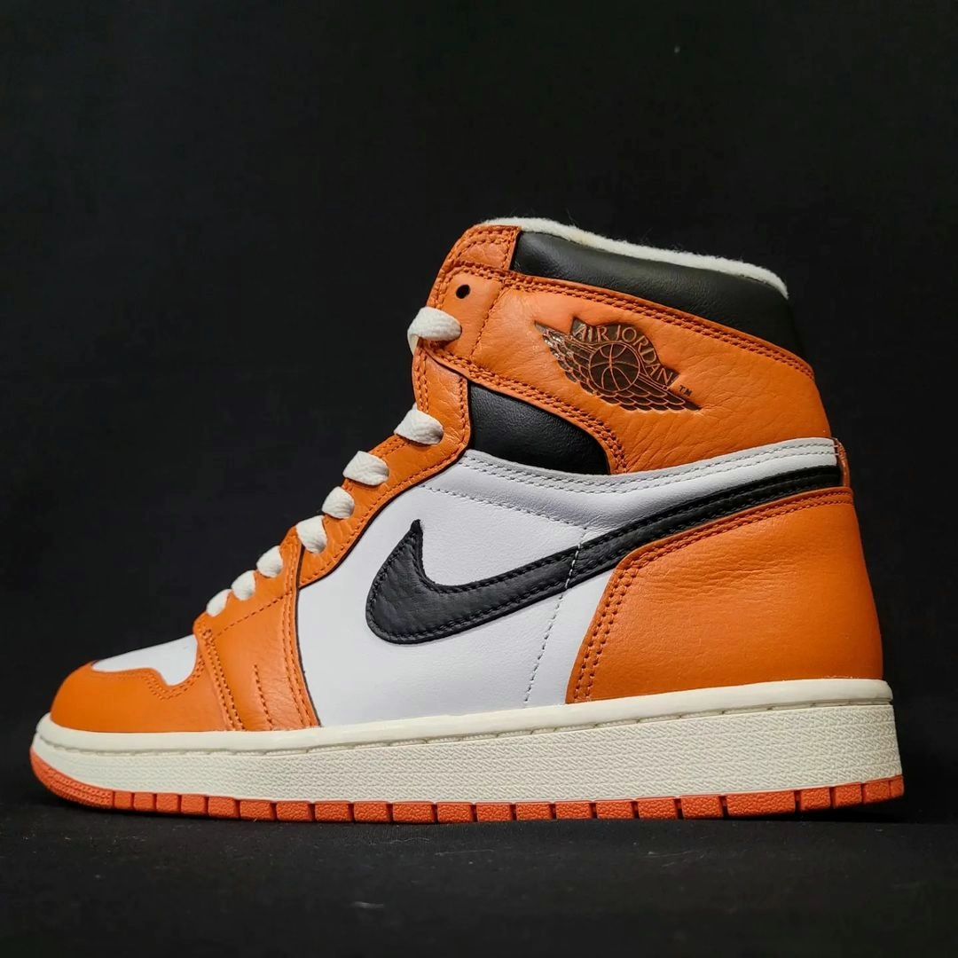 Orange Custom Sneakers Air Jordan 1