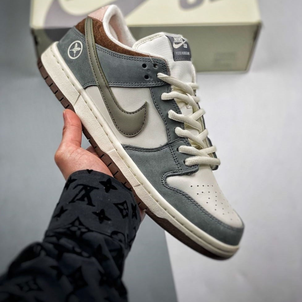 Wolf Grey Custom Sneakers SB Dunk