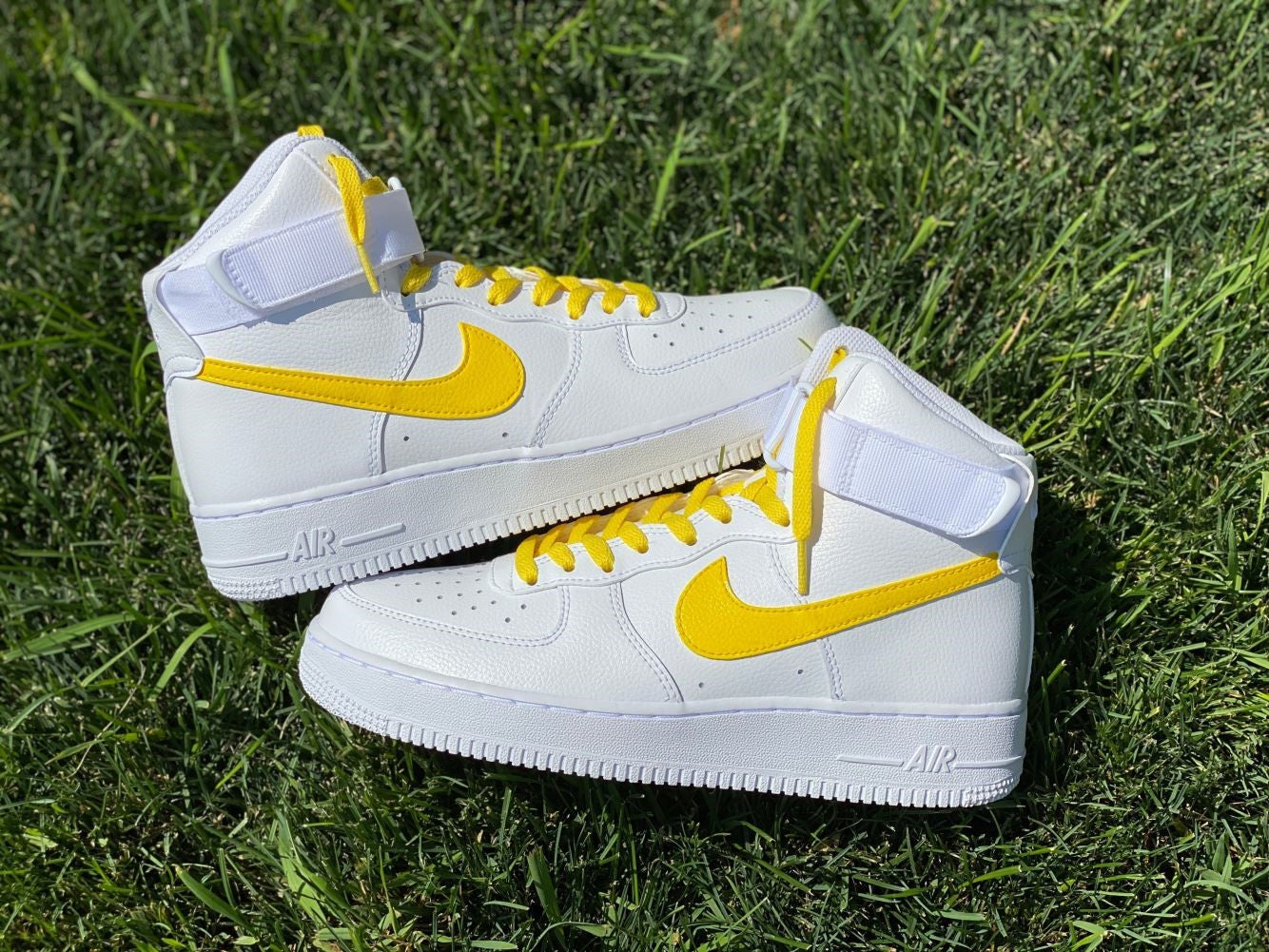 Yellow Smooth Custom Sneakers Air Force 1 High