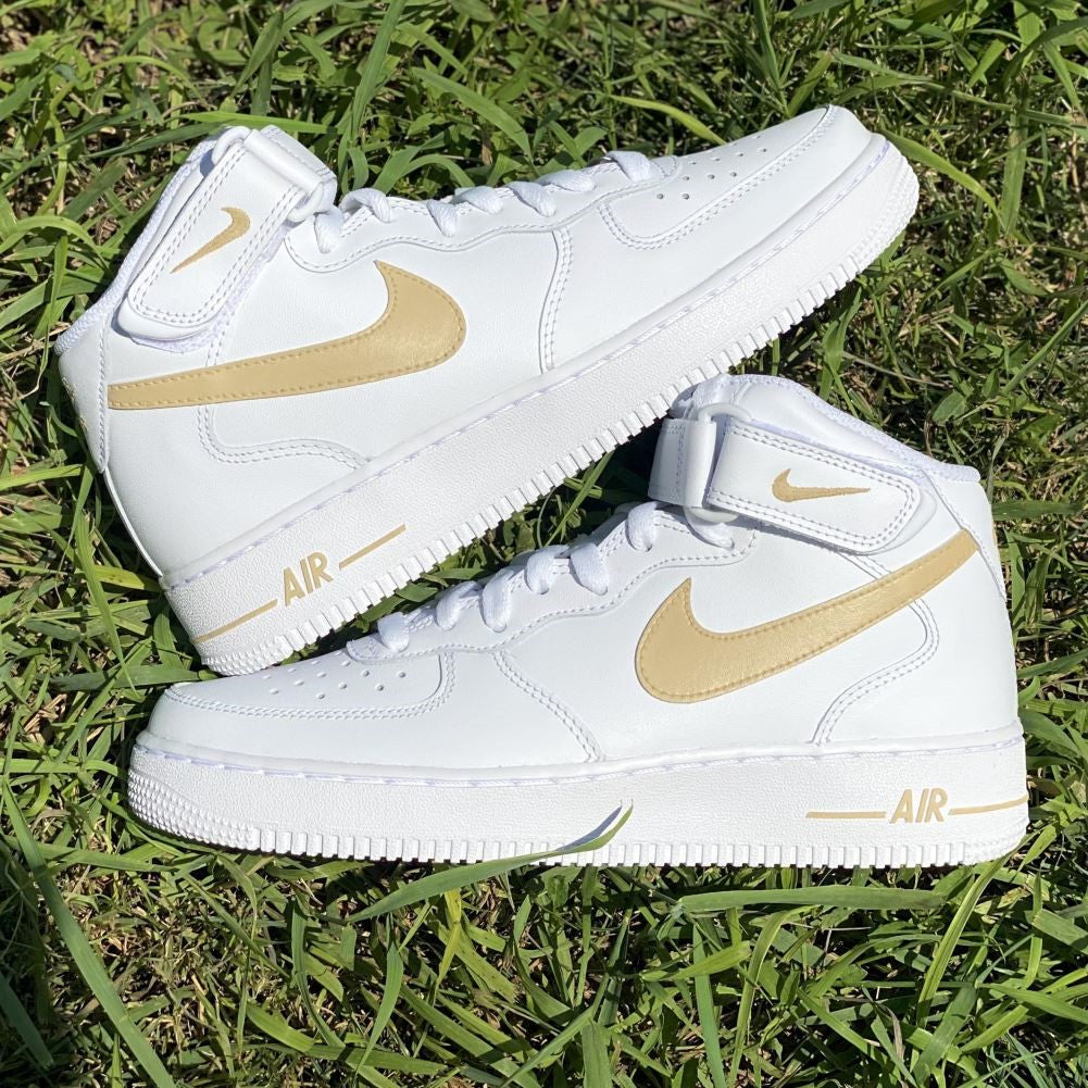 Beige Custom Sneakers Air Force 1 Mid