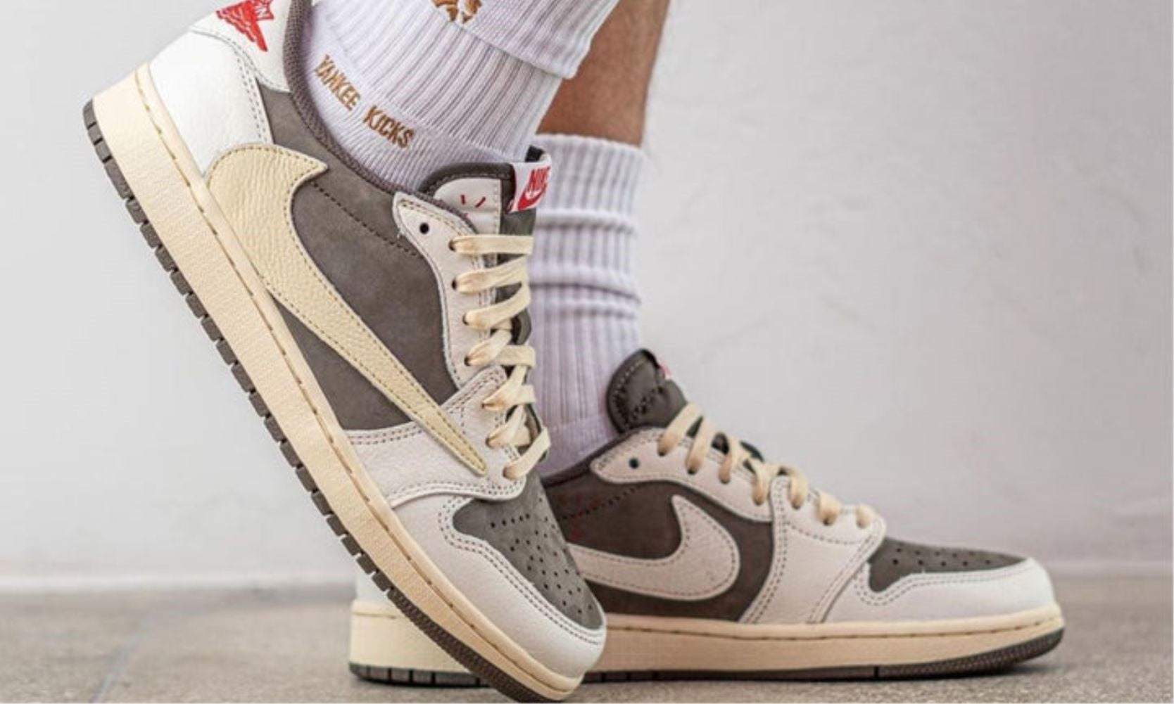 Travis Scott Beige Mocha Sneakers Custom Air Jordan 1