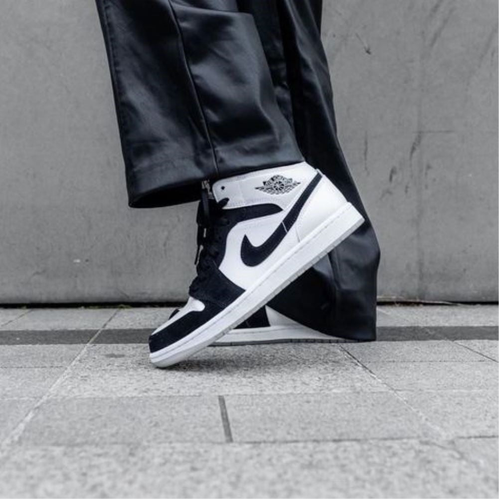 Black White Sneakers Custom Air Jordan 1