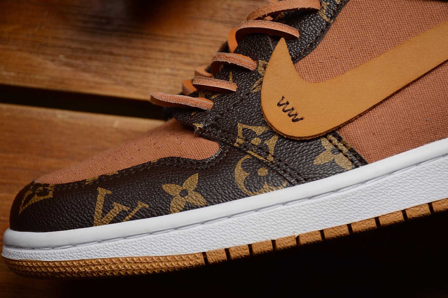 OFF-LOUIS LV Custom Sneakers Air Jordan 1