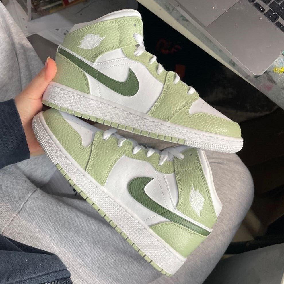 Green Custom Sneakers Air Jordan 1